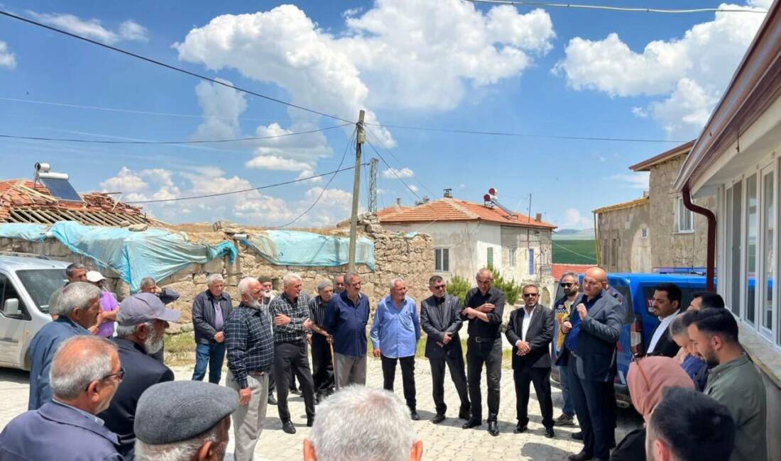 Ağaçören Kaymakamlığı, Cuma namazı sonrasında Avşar Köyü’nü ziyaret ederek vatandaşlarla