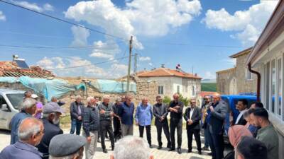 Ağaçören Kaymakamlığı, Cuma namazı sonrasında Avşar Köyü’nü ziyaret ederek vatandaşlarla