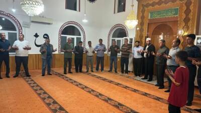 Sultanhanı’nda “Şehirlerin Kalbi Camilerde Buluşalım” projesi kapsamında düzenlenen programda vatandaşlar,