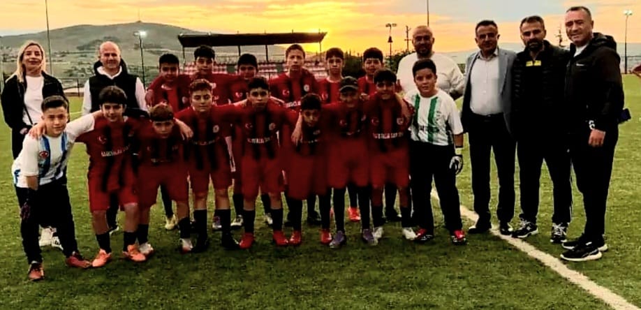 Aksaraylı genç futbolcular, Türkiye'nin önde gelen altyapı ekipleriyle aynı organizasyonda