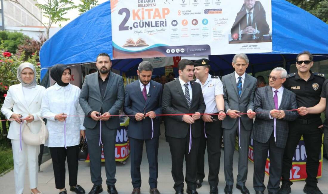 Ortaköy Kitap Günleri kapılarını açtı: Kültür ve edebiyat şöleni başladı Ortaköy Belediyesi tarafından düzenlenen 2. Ortaköy Kitap Günleri, geniş katılımla