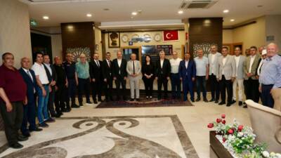 Aksaray’da görev sürelerini tamamlayarak farklı illere atanan yargı mensupları için