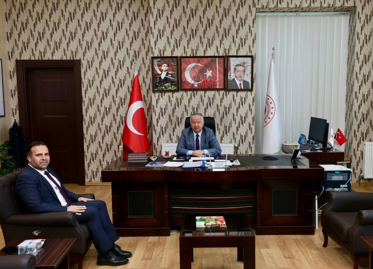 Aksaray Valisi Murat Duru, İl Müdürlüğünü ziyaret ederek çalışmaları yerinde