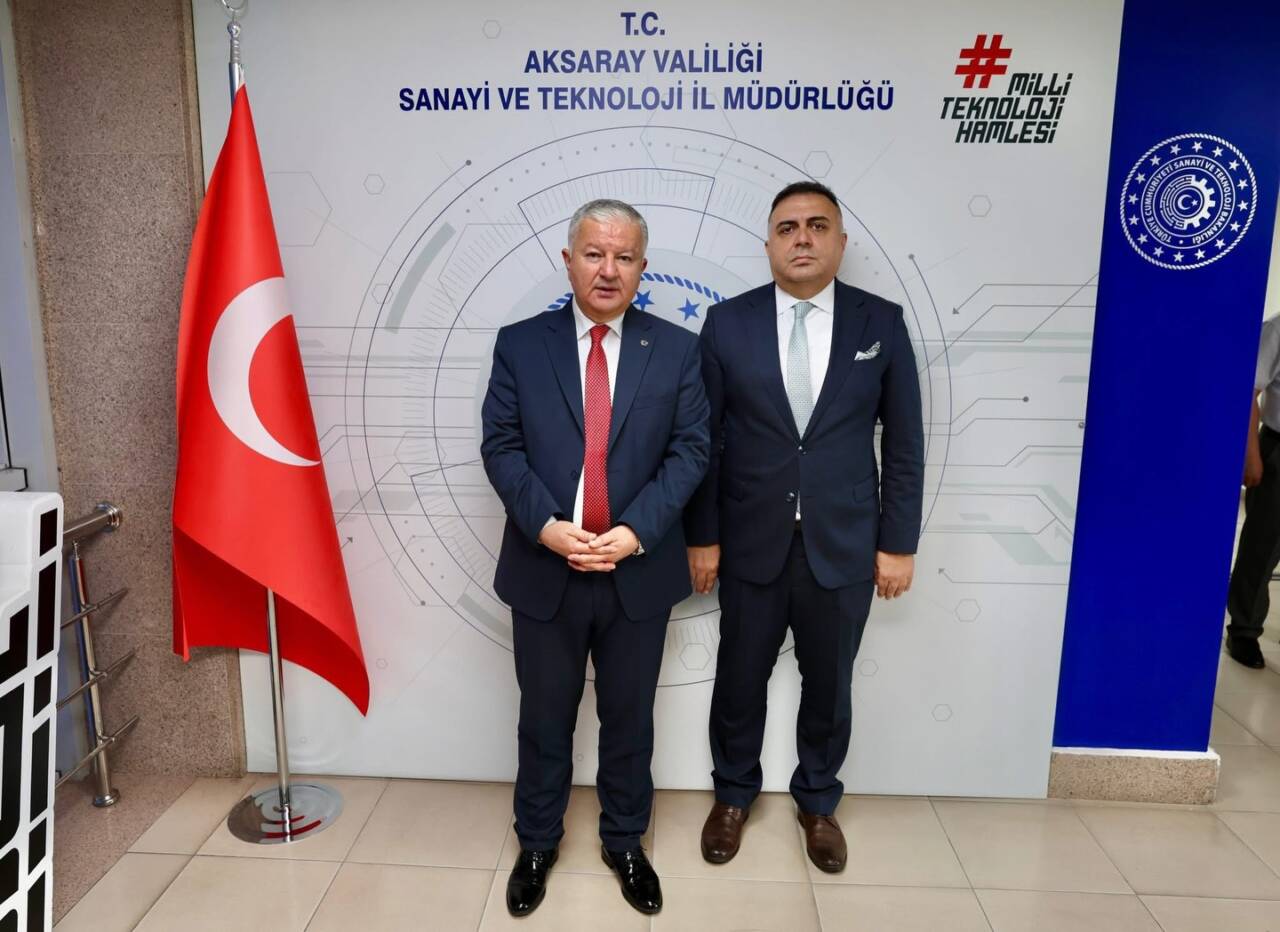 Aksaray Valisi Murat Duru, Sanayi ve Teknoloji İl Müdürlüğü’nü ziyaret