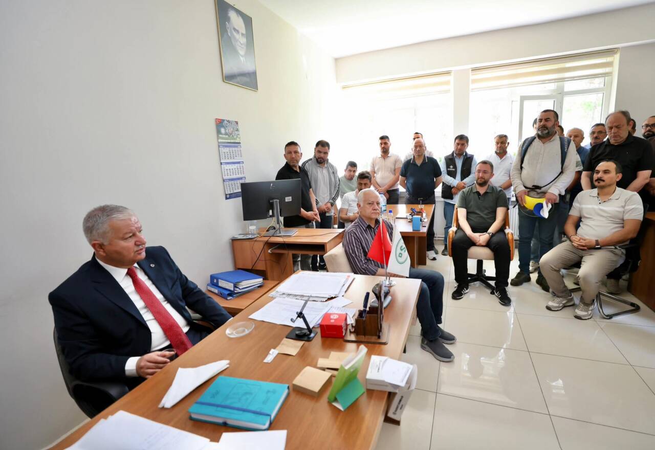 Aksaray Valisi Murat Duru, güne DSİ Aksaray Şube Müdürlüğü’nü ziyaret