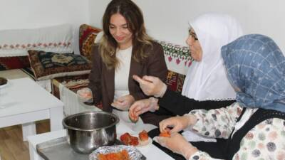Aksaray’da Türk Mutfağı Haftası kapsamında huzurevi sakinlerinin hazırladığı geleneksel lezzetler