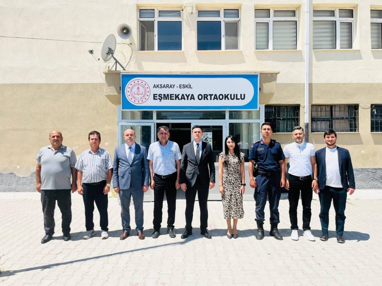 Eskil Kaymakamı Taha Soydaş, köy ve mahalle ziyaretleri kapsamında sahaya