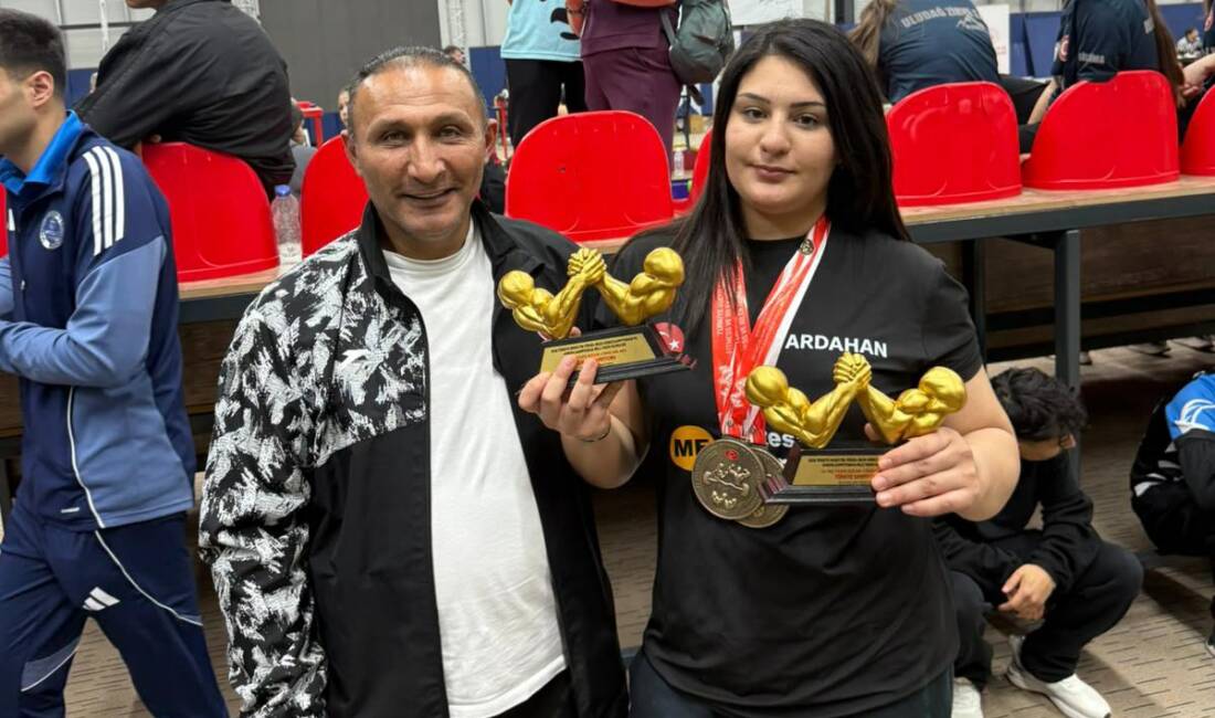 Aksaraylı Elifsu İltaş Avrupa Şampiyonu oldu! Aksaraylı milli sporcu Elifsu İltaş, Macaristan’daki Avrupa Şampiyonası’nda altın madalya