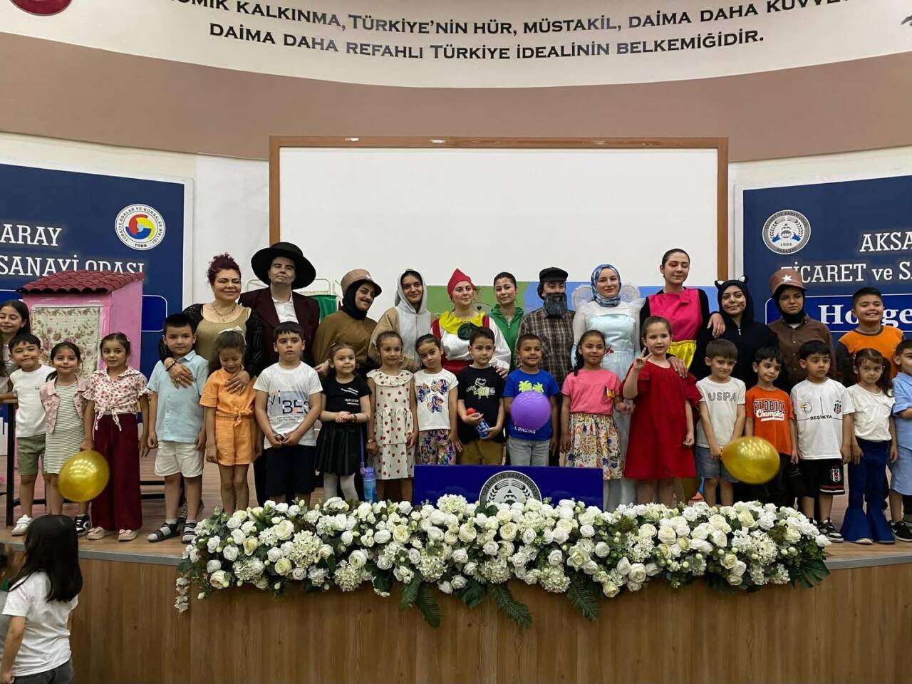 Maarifin Kalbinde Marifetli Gençlik” projesi kapsamında sahnelenen Pinokyo çocuk