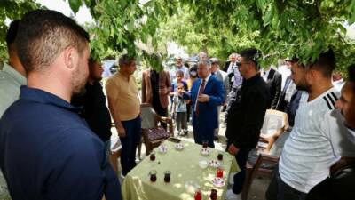Aksaray Valisi Murat Duru, Bağlıkaya beldesinde vatandaşlar ve muhtarlarla bir