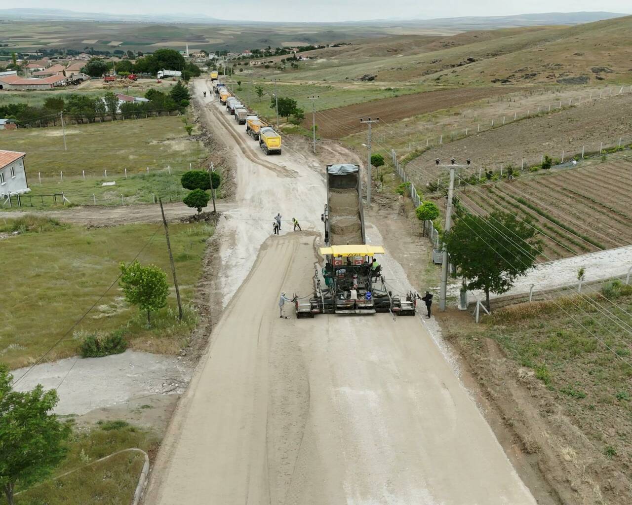 Aksaray İl Özel İdaresi’nin 2026 yılı yol yapım programı kapsamında,