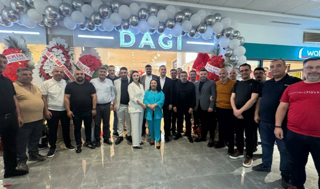 Dagi giyim mağazası Nora AVM’de açıldı! Aksaray’da Dagi Giyim Mağazası düzenlenen törenle hizmete girdi. Açılışa siyaset,