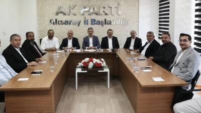 AK Parti Aksaray İl Başkanlığı’nda, İl Başkanı Hamza Aktürk başkanlığında