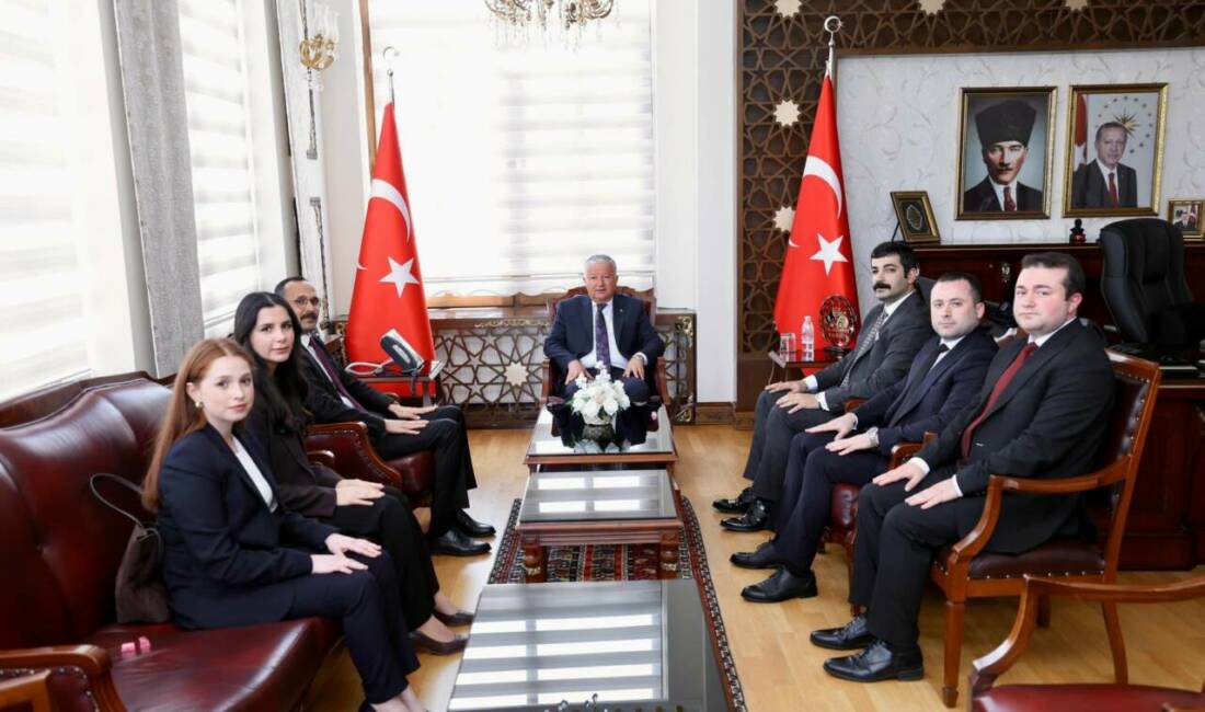 Aksaray Valisi Murat Duru, Mahalli İdareler Başkontrolörü Rahim Cüce ve