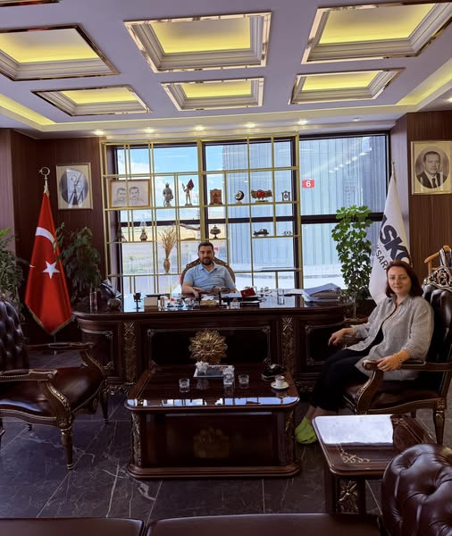 ASKON’da anlamlı ziyaret: Antalya’dan Aksaray’a iş birliği mesajı Antalya ASKON Yönetim Kurulu Üyesi Olga Eser, ASKON Aksaray Başkanı