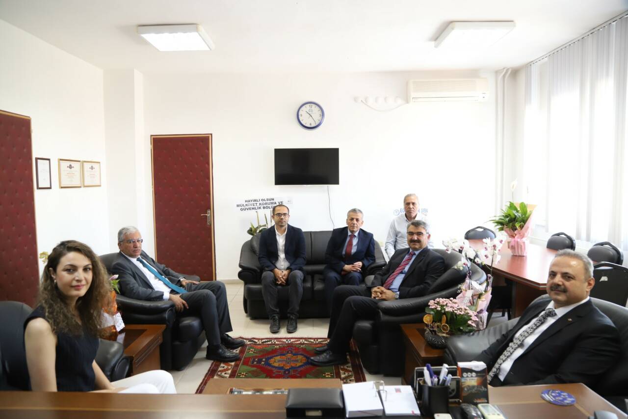 Aksaray Üniversitesi (ASÜ) Rektörü Prof. Dr. Alpay Arıbaş, Sosyal Bilimler