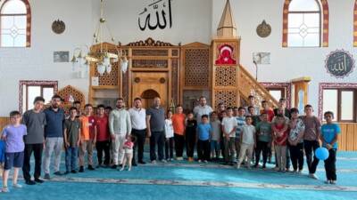 Sultanhanı’nda düzenlenen “Camii Çocuk Buluşması” programı, yoğun katılımla gerçekleşirken çocuklar