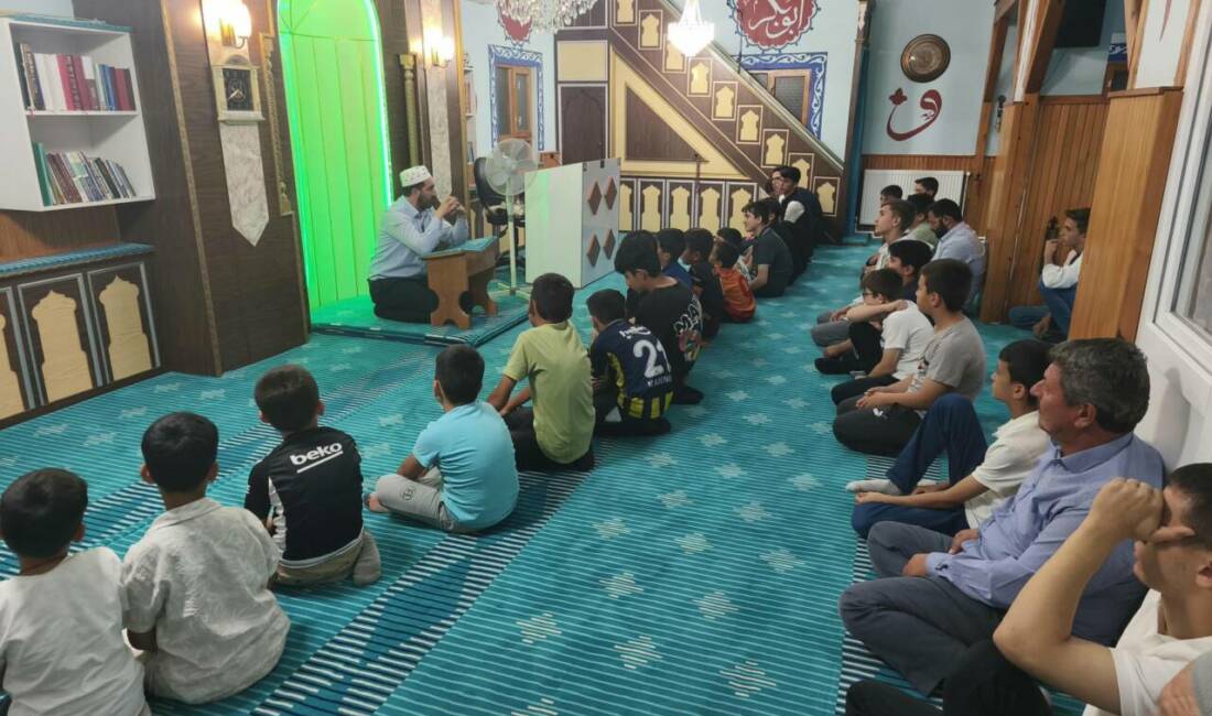 Gençler Miktatağa Camii’nde maneviyatta buluştu Sultanhanı’nda düzenlenen “Cami Genç Buluşması” programı, gençlerin yoğun katılımıyla Miktatağa