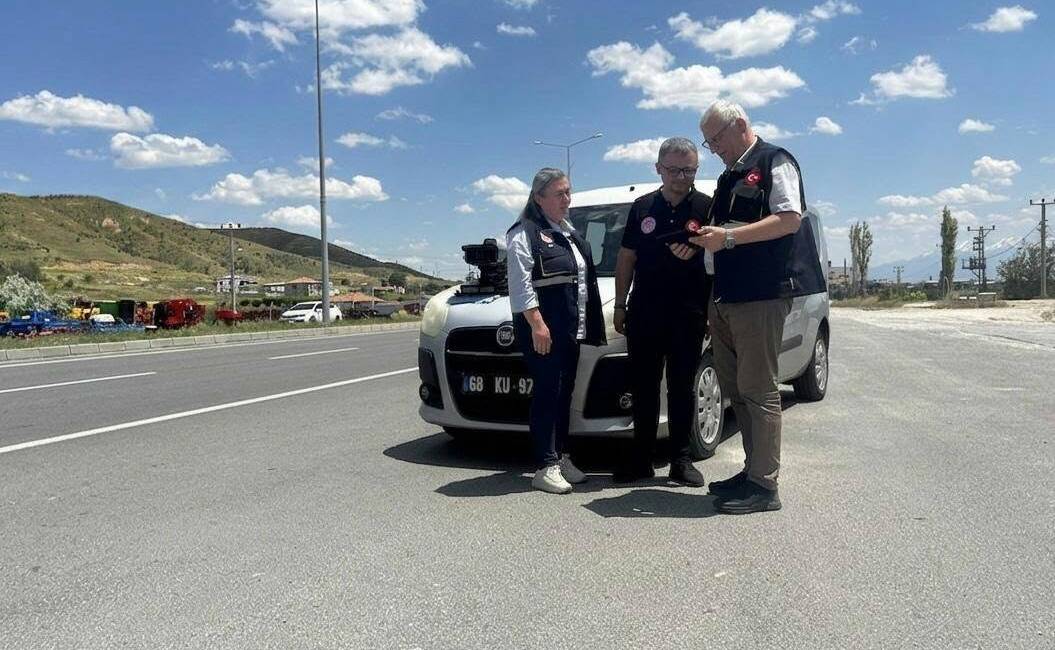 Aksaray’da EGEDES denetimleriyle çevreye sıkı takip Aksaray’da çevresel etkilerin izlenmesi için EGEDES ölçümleri yapıldı, işletmelerin mevzuata
