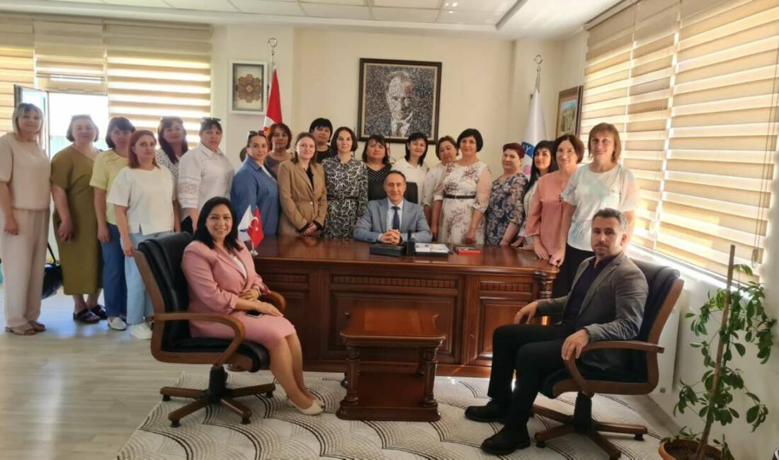 TİKA ve ASÜ iş birliğiyle Gagauz öğretmenlere Türkçe eğitimi Moldova Cumhuriyeti Eğitim ve Araştırma Bakanlığına bağlı Gagauz Dili ve