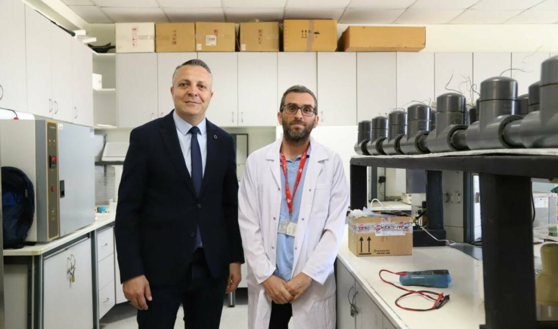 Aksaray Üniversitesinin Antibiyotik Kirliliği Projesine TÜBİTAK desteği Aksaray Üniversitesi (ASÜ) araştırmacıları, antibiyotik kirliliğinin önlenmesi ve atık kaynaklı