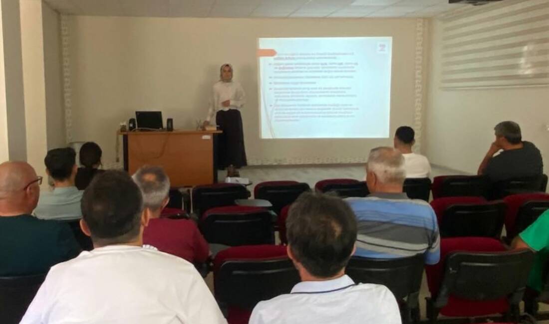 Denetimli Serbestlik Yükümlülerine aile içi iletişim semineri Aksaray Denetimli Serbestlik İl Müdürlüğü’nde, Aile ve Sosyal Hizmetler İl