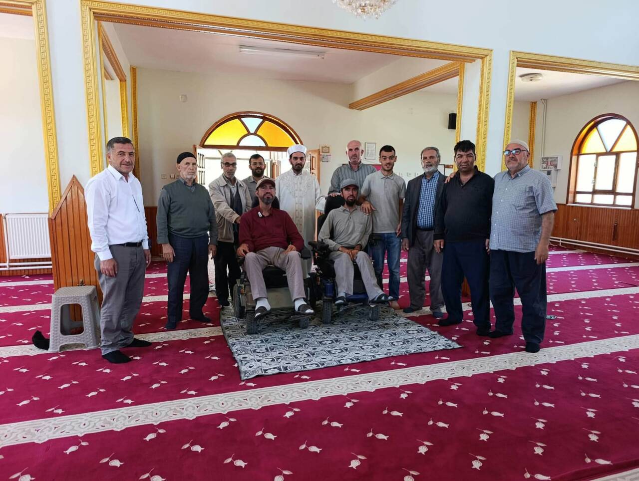 Sultanhanı İlçe Müftülüğü tarafından Mazlumoğlu Camii’nde düzenlenen “Engelleri Aşan Gönüller