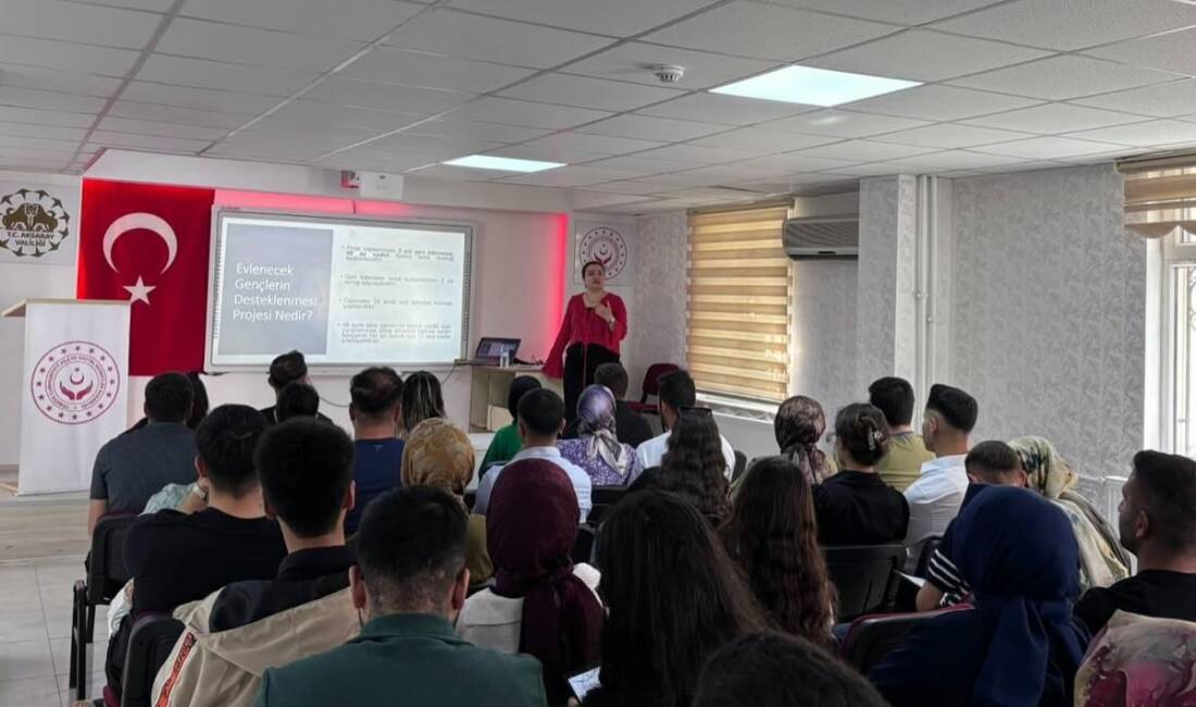 Aksaray’da Evlilik Öncesi Eğitim programı düzenlendi Aksaray’da evlilik hazırlığı yapan gençlere yönelik düzenlenen eğitim programında, sağlıklı