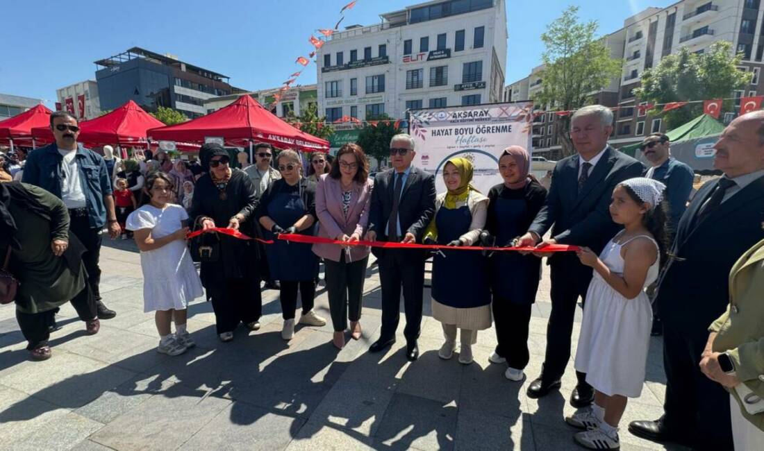 Aksaray’da ‘Hayat Boyu Öğrenme’ sergisi açıldı! Aksaray’da Hayat Boyu Öğrenme Haftası kapsamında açılan yılsonu sergisinde kursiyerlerin