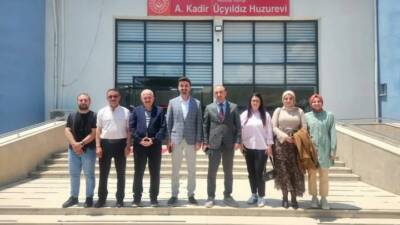 Aksaray Adli Destek ve Mağdur Hizmetleri Müdürlüğü personeli, huzurevi ziyaretinde