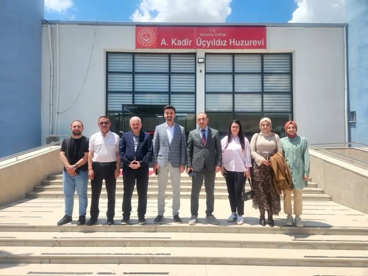 Aksaray’da huzurevine anlamlı ziyaret gerçekleşti Aksaray Adli Destek ve Mağdur Hizmetleri Müdürlüğü personeli, huzurevi ziyaretinde
