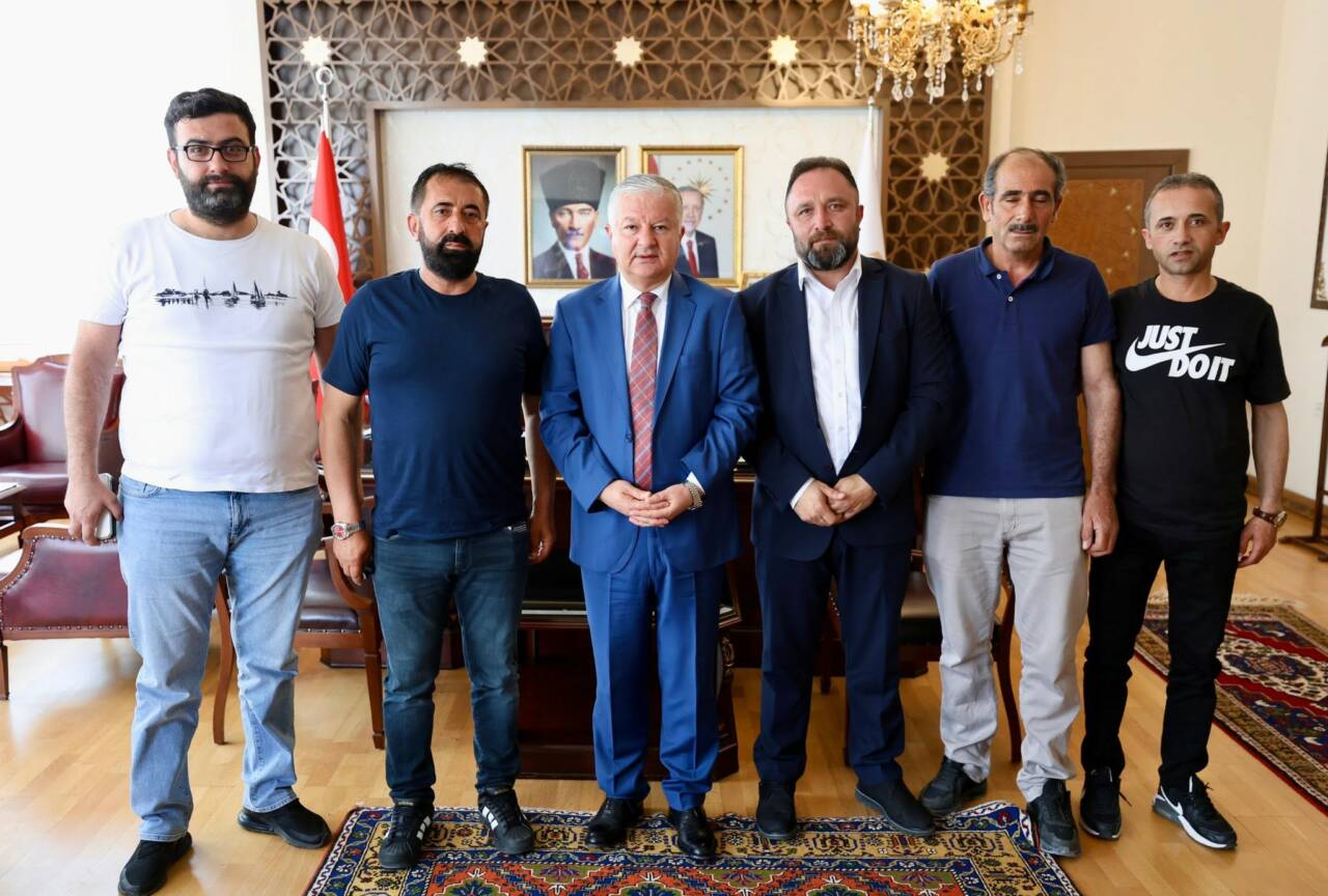 Aksaray Valisi Murat Duru, Kasaplar Odası Başkanı Fahrettin Düzgün ve
