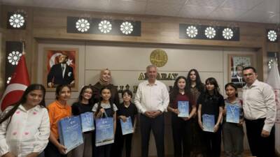 Aksaray’da yaklaşık 20 bin öğrencinin katıldığı “Okuma Günlüğüm” Projesi kapsamında