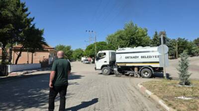Ortaköy Belediyesi, Balcı Mahallesi’nde yürüttüğü kapsamlı temizlik çalışmalarıyla daha temiz,
