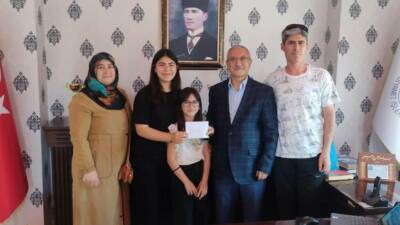 Diyanet İşleri Başkanlığı’nın gençlere yönelik düzenlediği Umre Ödüllü Bilgi Yarışması’nda