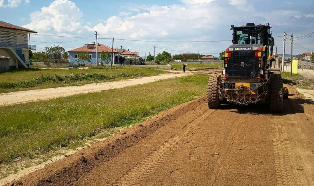 Aksaray’da köy yollarına kapsamlı bakım seferberliği Aksaray İl Özel İdaresi, Ortaköy ve Kazıcık köylerinde stabilize yol