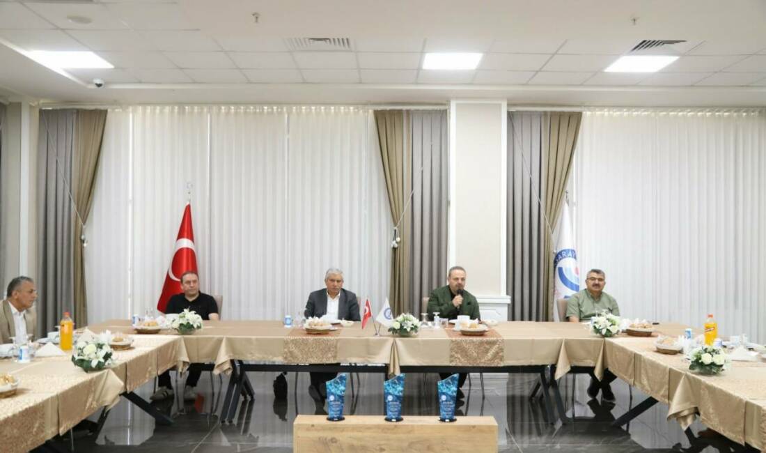 Aksaray Üniversitesinde ilk kez düzenlenen Kalite Ödülleri Töreni'nde farklı kategorilerde