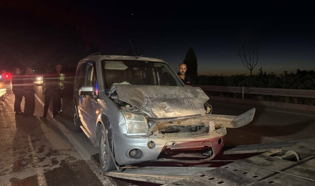 Hafif ticari araç ile otomobilin çarpıştığı kazada 2 kişi yaralandı Karaman’da hafif ticari araç ile otomobilin çarpışması sonucu 2 kişi