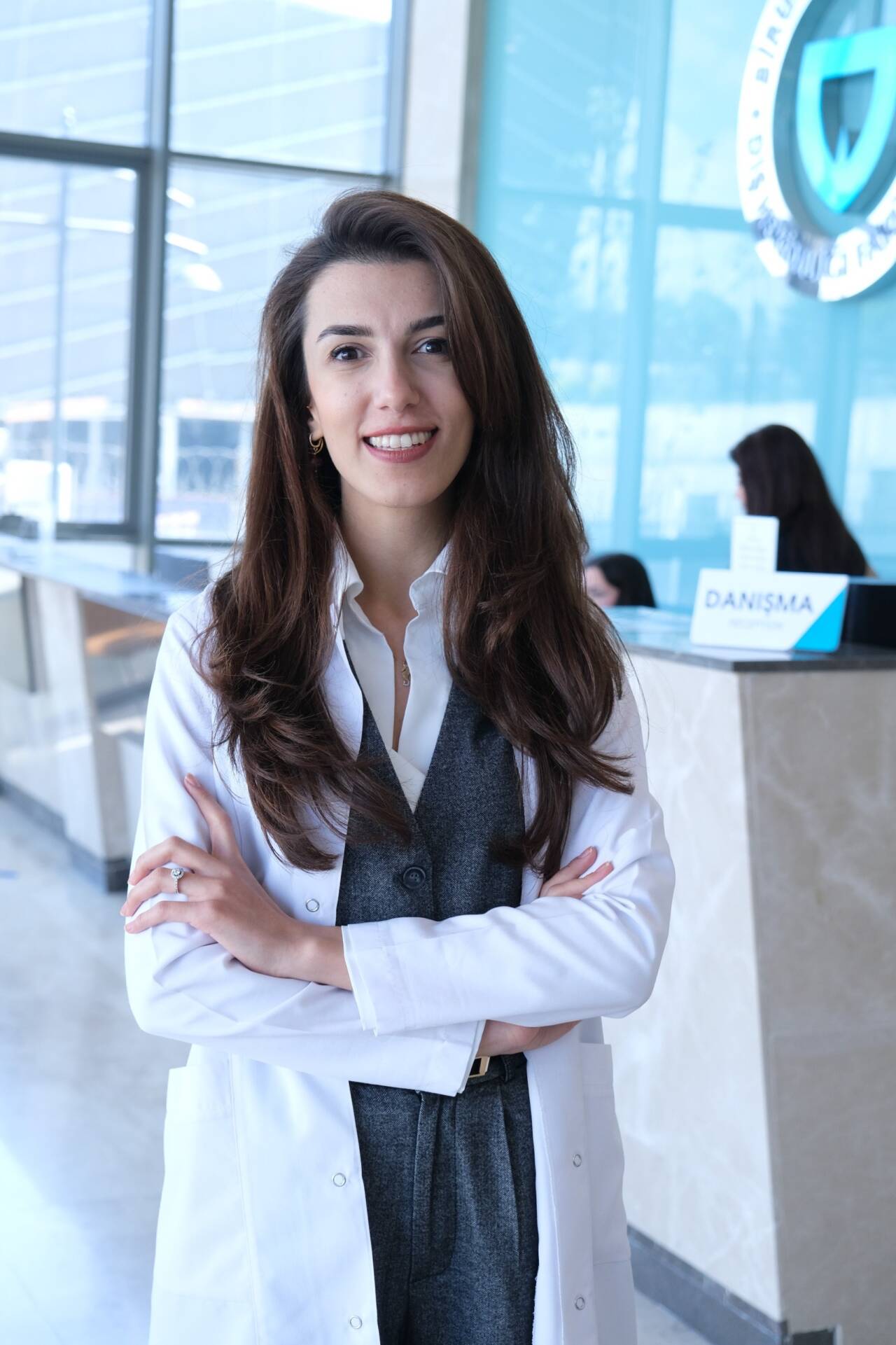 Biruni Üniversitesi Diş Hekimliği Fakültesi Hastanesi Protetik Diş Tedavisi Ana