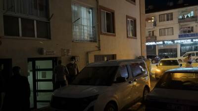 Eskişehir'in Odunpazarı ilçesinde, yalnız yaşayan kişi evinde ölü bulundu.