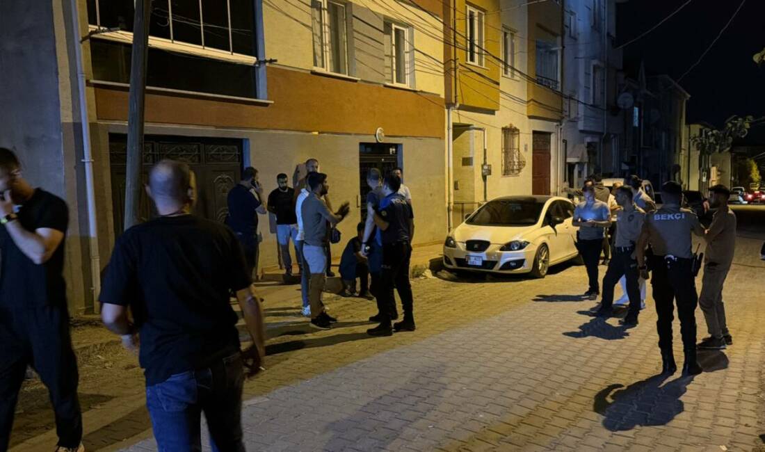 Eskişehir'in Odunpazarı ilçesinde iki aile arasında çıkan kavgada 1'i polis