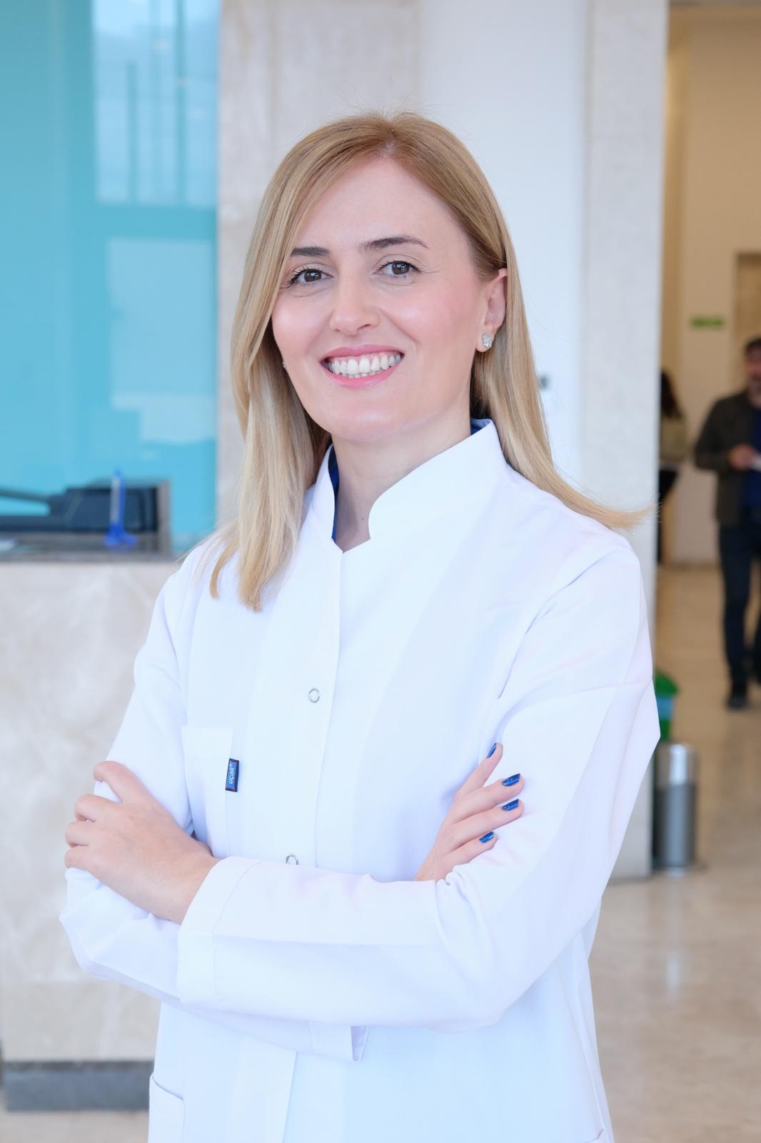 Biruni Üniversitesi Diş Hekimliği Fakültesi Periodontoloji Anabilim Dalı Başkanı Prof.