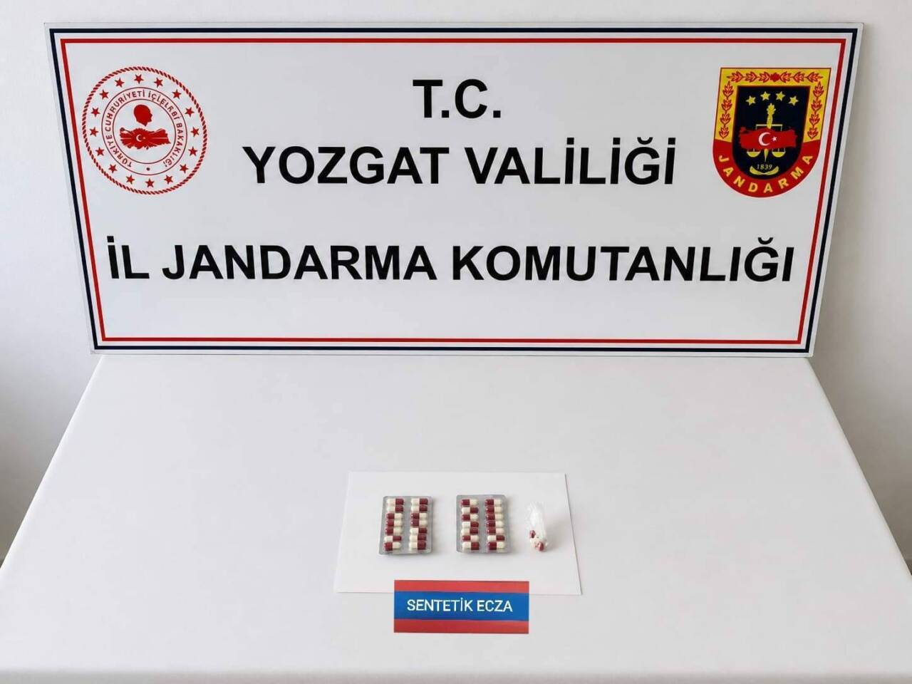 Yozgat'ta düzenlenen uyuşturucu operasyonunda 3 şüpheli gözaltına alındı.