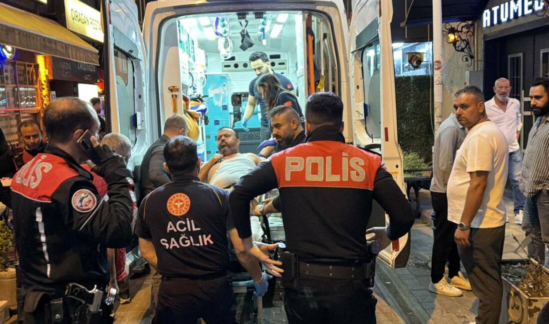 Çıkan bıçaklı kavgada 1 kişi yaralandı Eskişehir'in Tepebaşı ilçesinde çıkan bıçaklı kavgada yaralanan kişi hastaneye kaldırıldı.