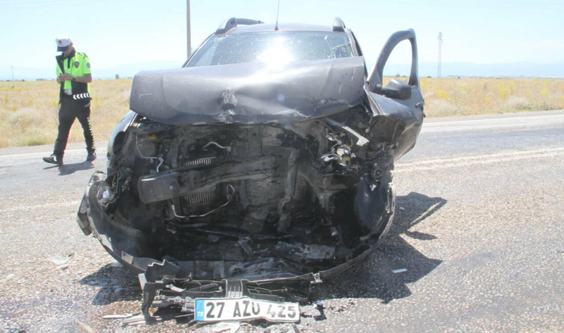 İki otomobilin çarpıştığı kazada 9 kişi yaralandı Konya'nın Beyşehir ilçesinde iki otomobilin çarpıştığı kazada 9 kişi yaralandı.