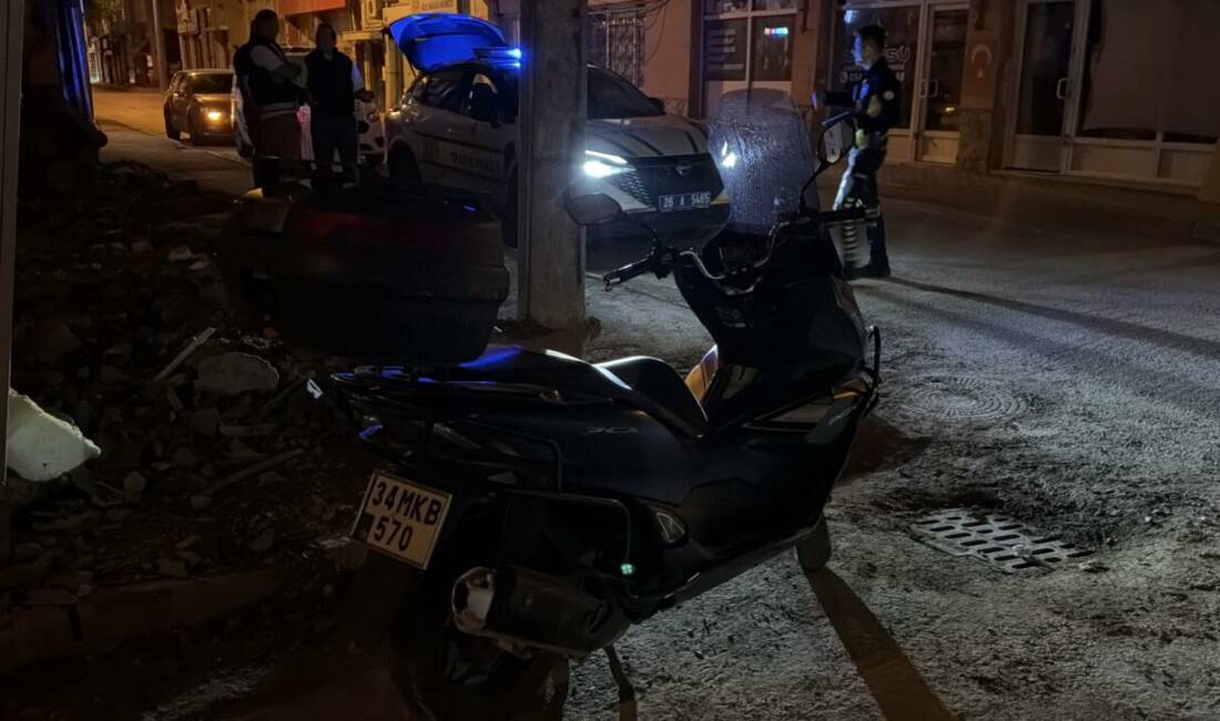 Eskişehir’in Tepebaşı İlçesi’nde meydana gelen trafik kazasında otomobille çarpışan motosikletin