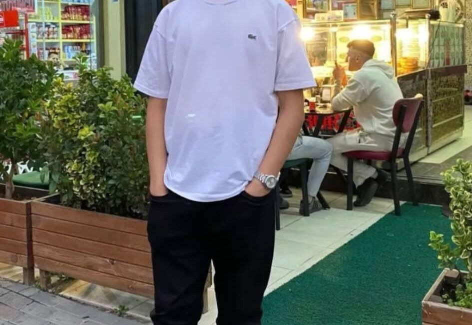 Kocaeli'nin Gebze ilçesinde yoldan geçen bir kişinin de vurulduğu ve