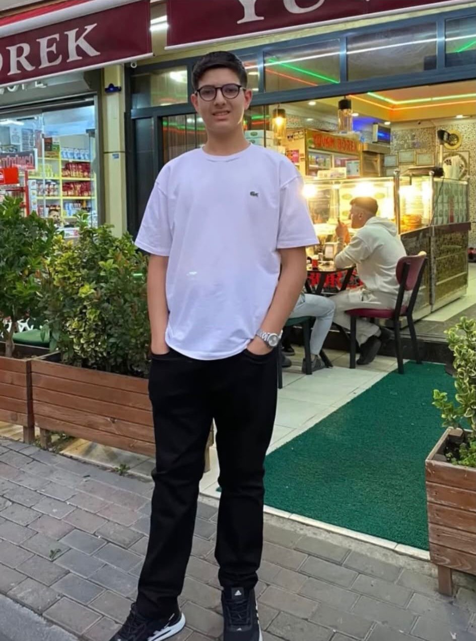 Kocaeli'nin Gebze ilçesinde yoldan geçen bir kişinin de vurulduğu ve