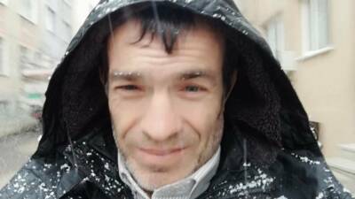 Bursa'nın İnegöl ilçesinde gece saatlerinde çıkan baraka yangını faciayla sonuçlandı.