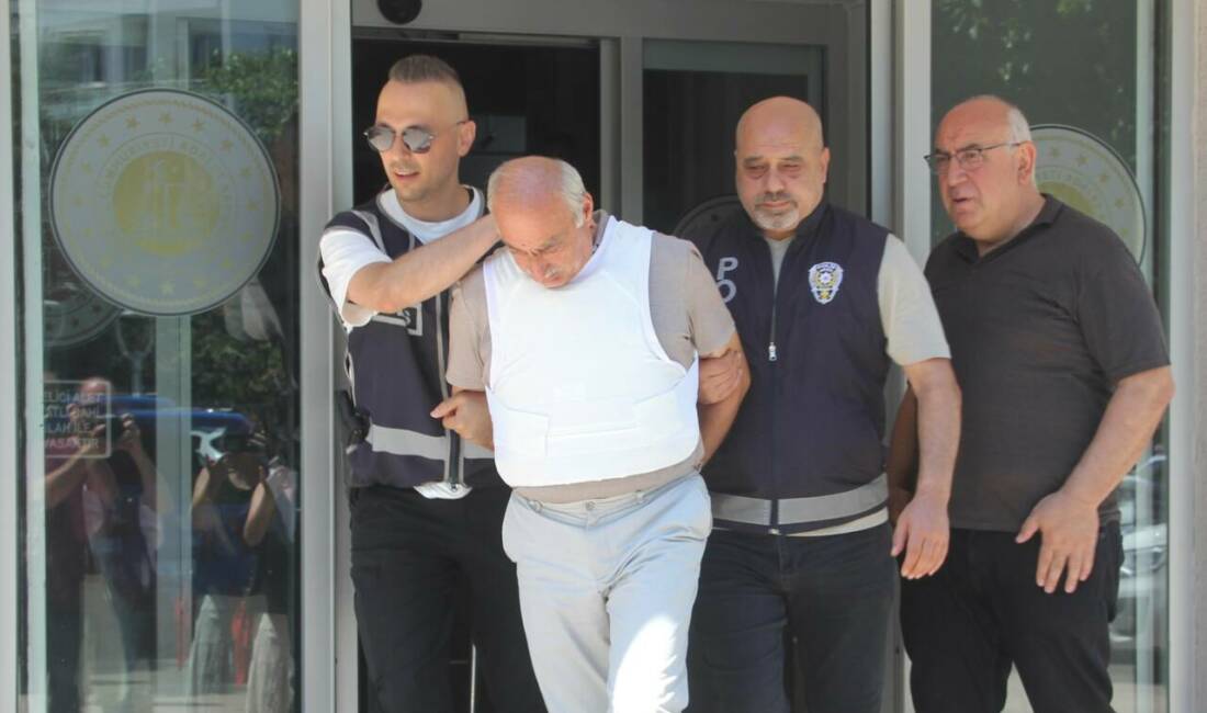 Ağabeyini, yengesini ve yeğenini öldürdü! Ordu'nun Fatsa ilçesinde çıkan tartışmada ağabeyi, yengesi ve yeğenini tabanca